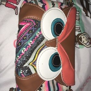 Patterned owl wristlet